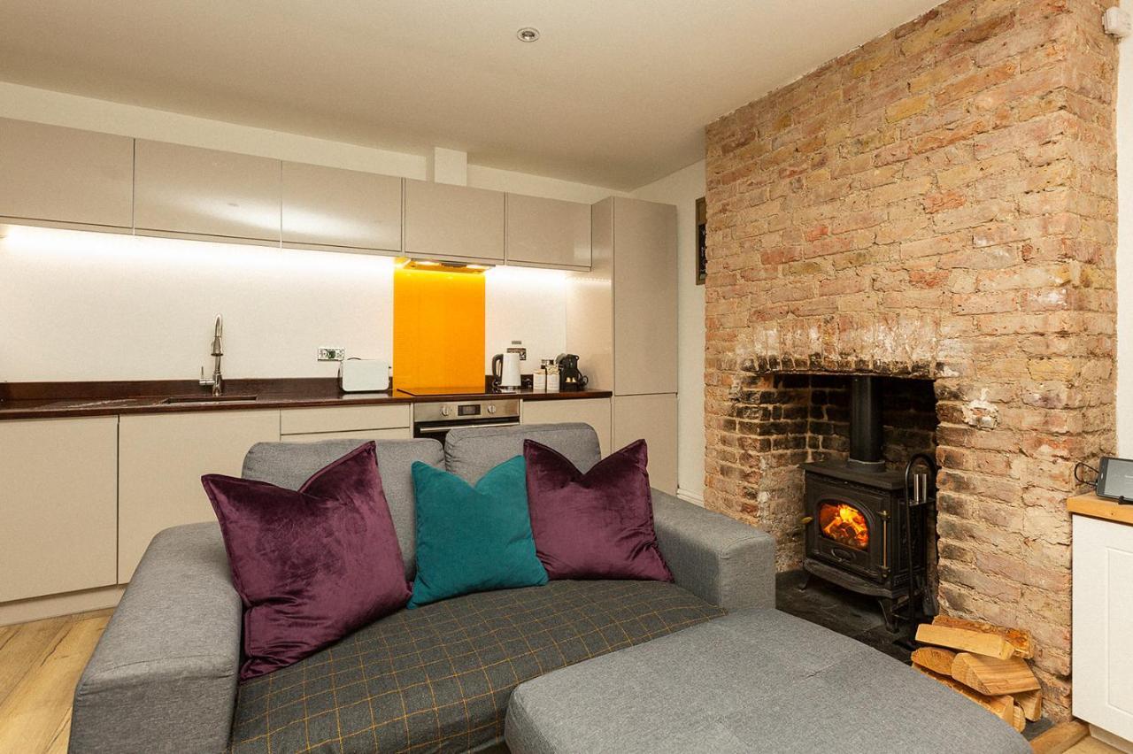 Stylish & Cosy Margate Escape With Hot Tub And Log Burner Dogs Welcome Exteriér fotografie