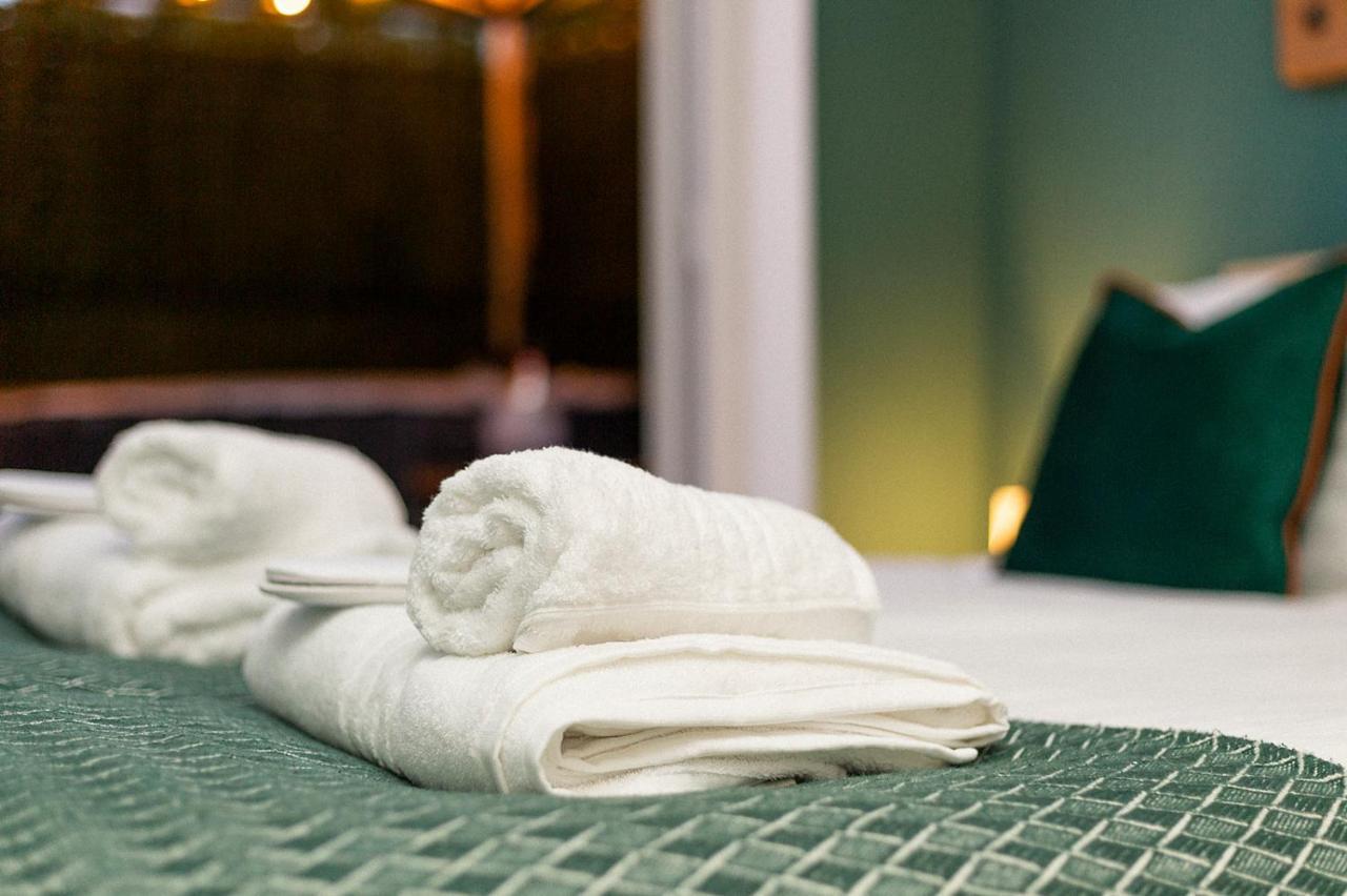 Stylish & Cosy Margate Escape With Hot Tub And Log Burner Dogs Welcome Exteriér fotografie