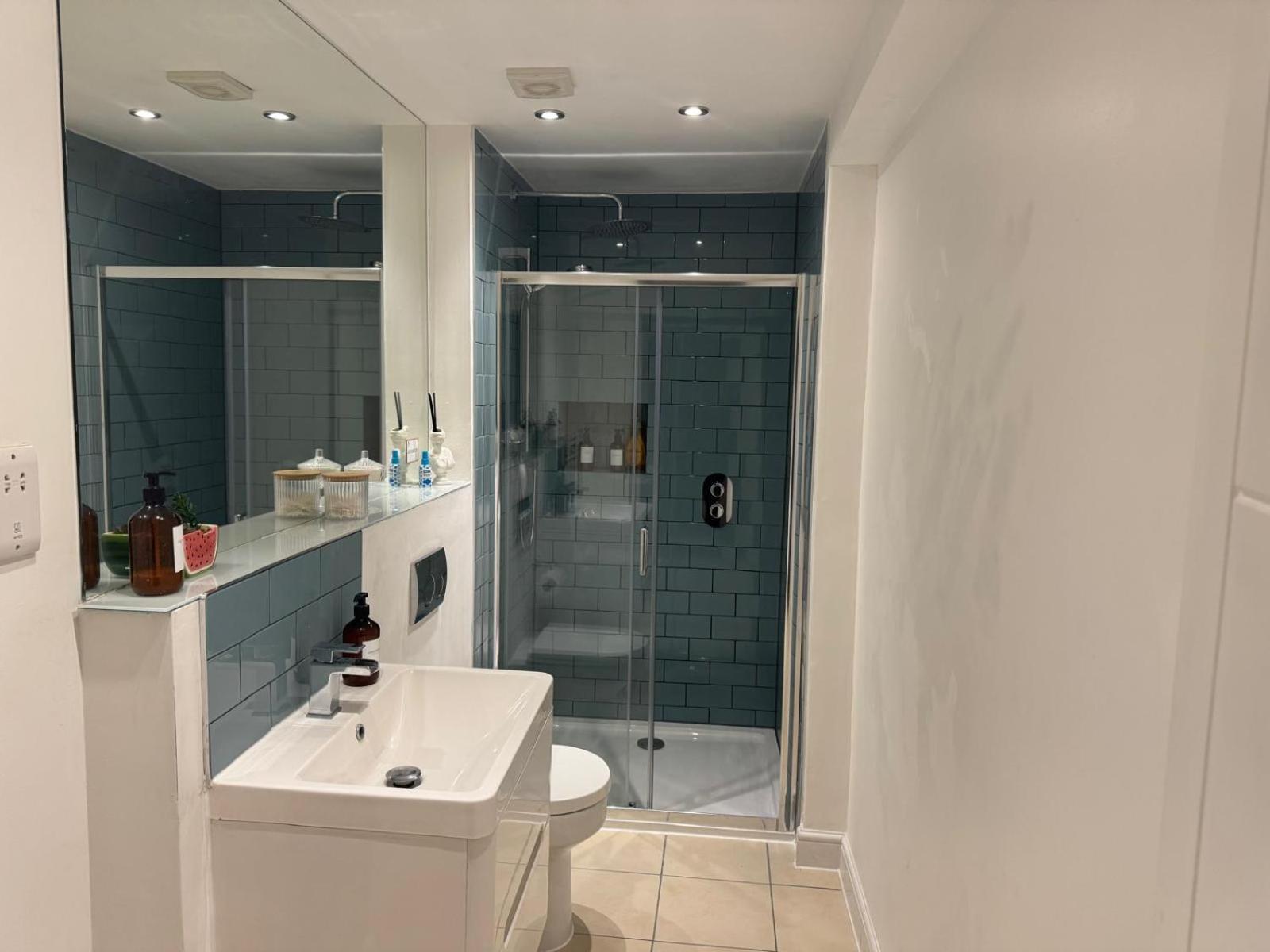 Stylish & Cosy Margate Escape With Hot Tub And Log Burner Dogs Welcome Exteriér fotografie